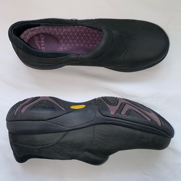 Dansko Sz M 37 Black Nubuck Leather sneakers slip on